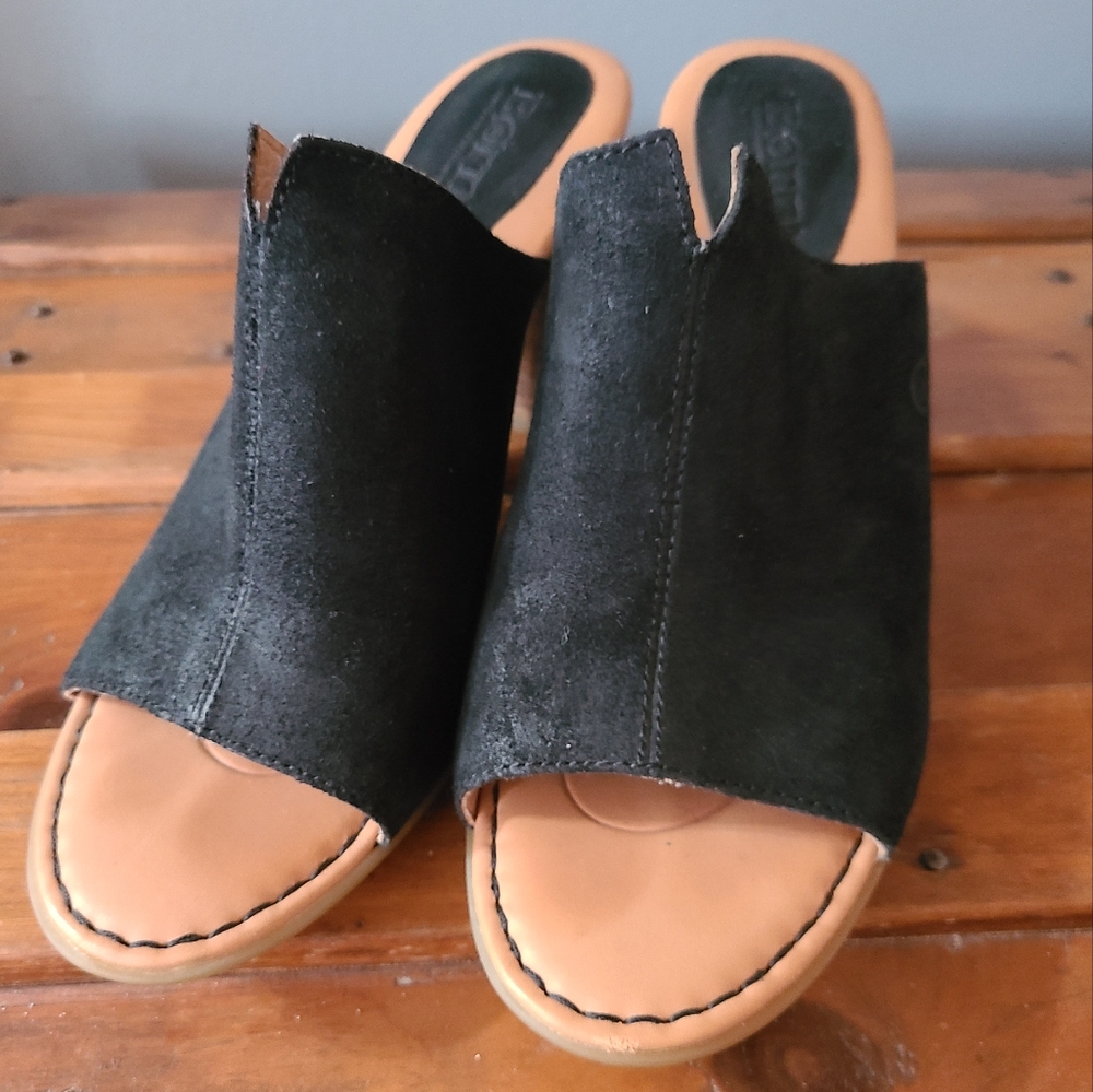 Born Suede Leather Slip on Chunky Platform Heel Open Toe Mule Black Sandals S 8M
